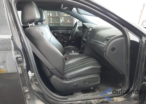 2015 Chrysler 300 300S z USA, uszkodzony, nr VIN 2C3CCAGG4FH887656